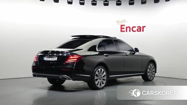 Mercedes-Benz E-Class W213 id 4542596 из Кореи 12