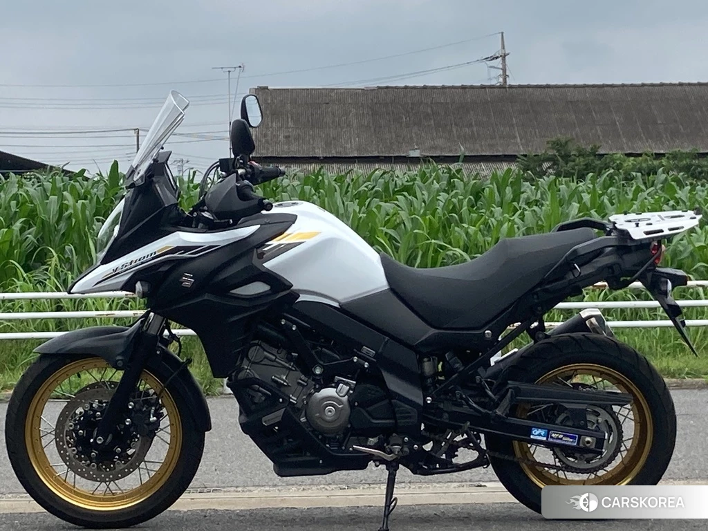Проданный Suzuki V-STROM 650 XT 2022 из Японии