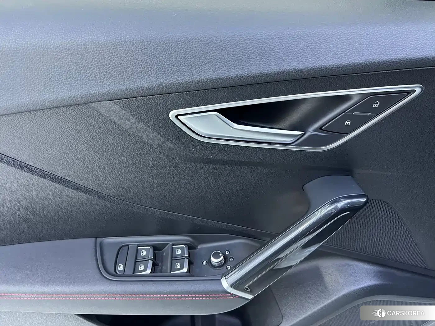 Audi Q2L id 4515303 из Китая 12