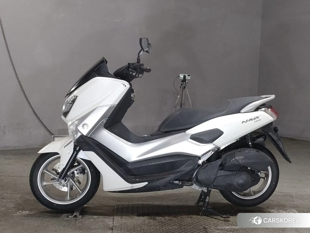 Проданный Yamaha N-MAX 155 2017 из Японии