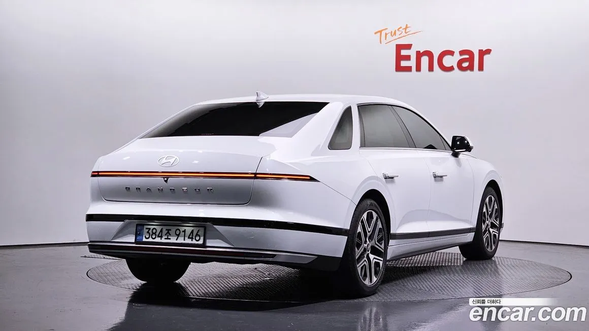 Hyundai Grandeur Hybrid (GN7) id 1792062 из Кореи 12