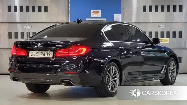 BMW 5 Series (G30) id 3695550 из Кореи 12