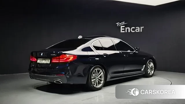 BMW 5 Series (G30) id 3778689 из Кореи 12