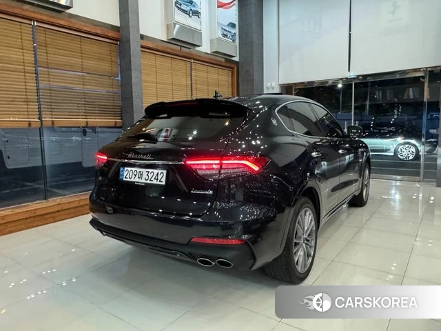 Maserati Levante id 4693259 из Кореи 12
