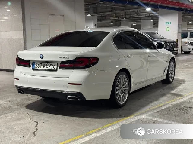 BMW 5 Series (G30) id 3645112 из Кореи 12