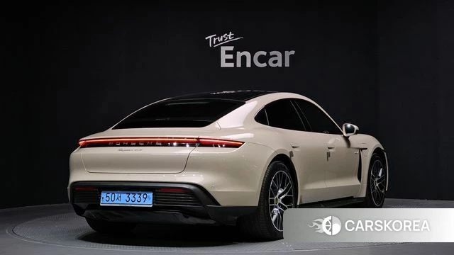 Porsche Taycan id 4267507 из Кореи 12