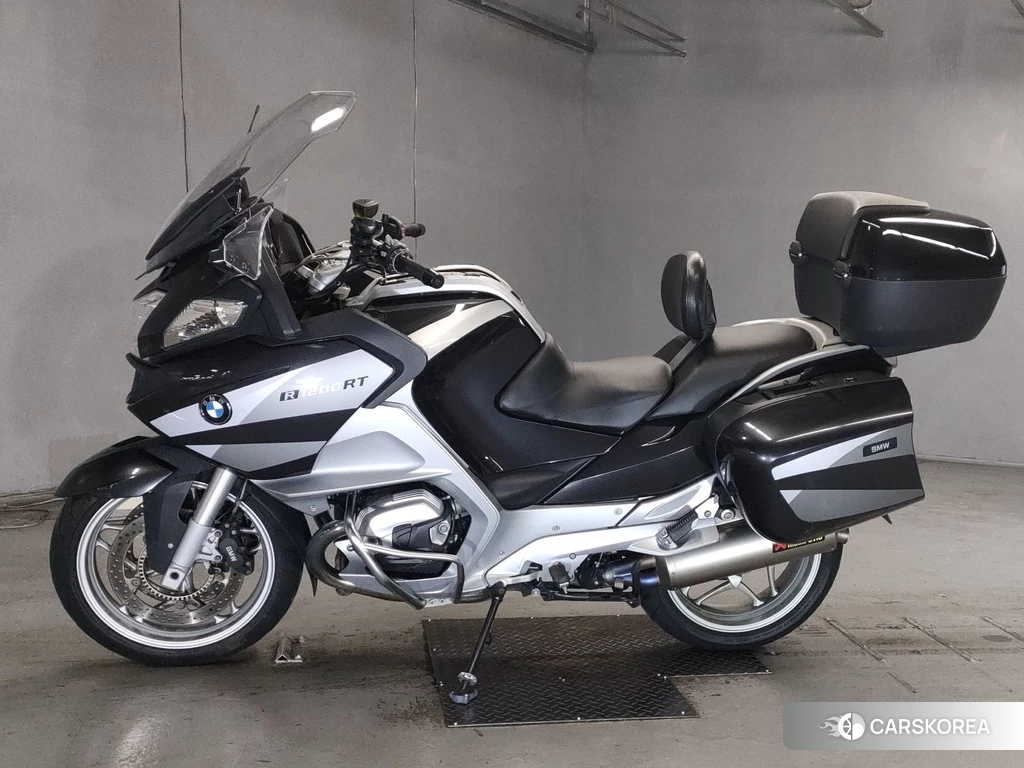 Проданный BMW R1200RT 2011 из Японии