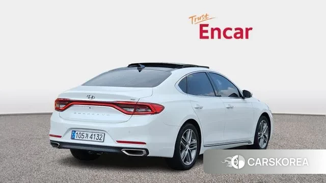 Hyundai Grandeur IG id 3060787 из Кореи 12