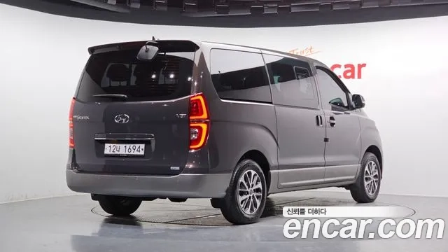 Hyundai The New Grand Starex id 2932691 из Кореи 12