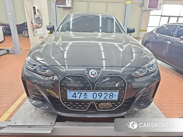 BMW i4 2022 Черный из Кореи, фото 2