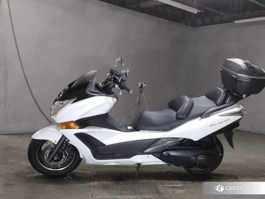Проданный Honda SILVER WING 600 GT 2010 из Японии