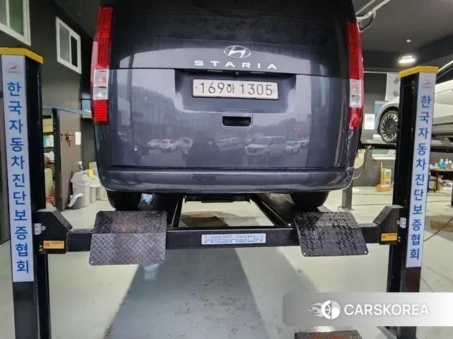 Hyundai Staria 2022 Серый из Кореи, фото 2