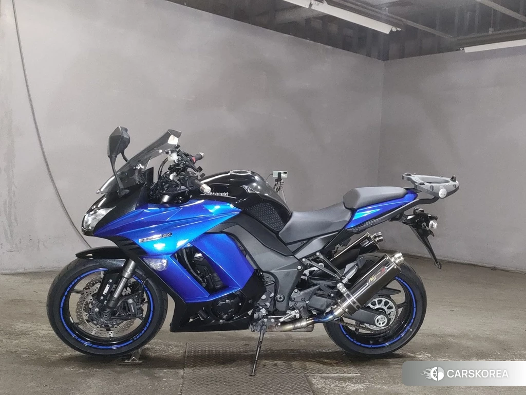 Проданный Kawasaki Z1000SX 2017 из Японии