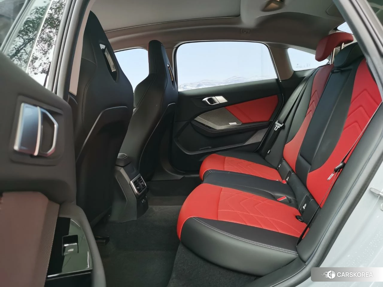 BMW 2 series 2025 Серебристо-серый из Китая, фото 5