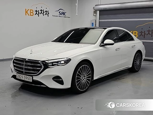 Mercedes-Benz E-Class W214 2025 Белый из Кореи, фото 2