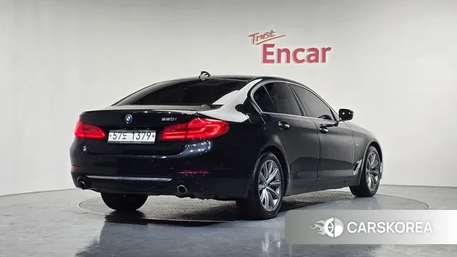 BMW 5 Series (G30) id 3761049 из Кореи 12