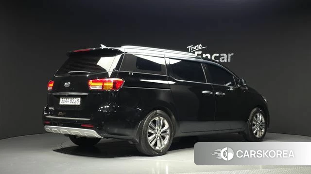 Kia All New Carnival id 4448316 из Кореи 12