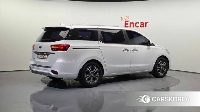 Kia The New Carnival id 4284511 из Кореи 12