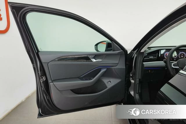 Volkswagen Magotan id 4276337 из Китая 12