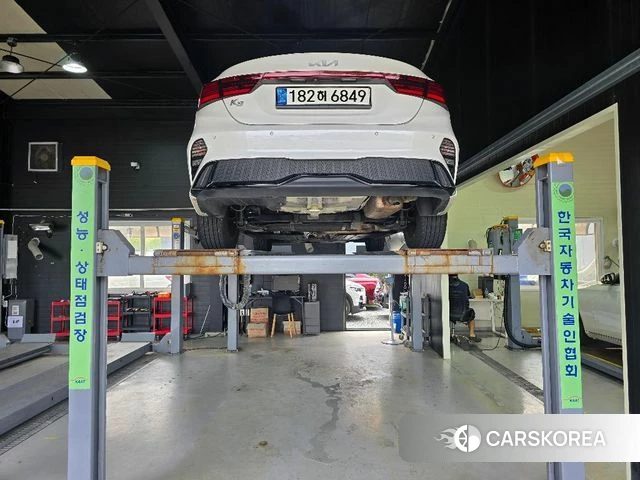 Kia The New K3 2nd generation 2022 Белый из Кореи, фото 2