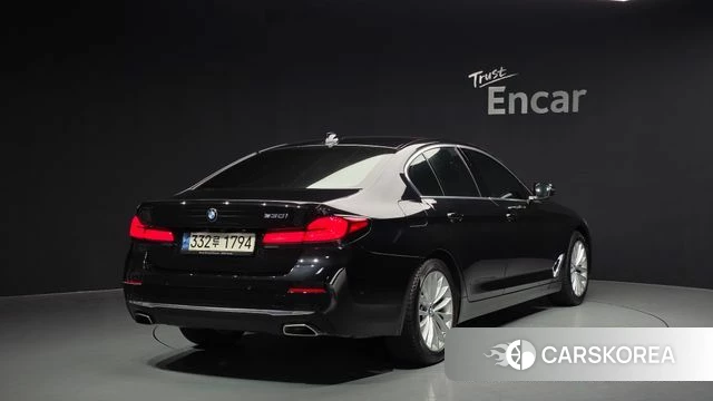 BMW 5 Series (G30) id 3843019 из Кореи 12