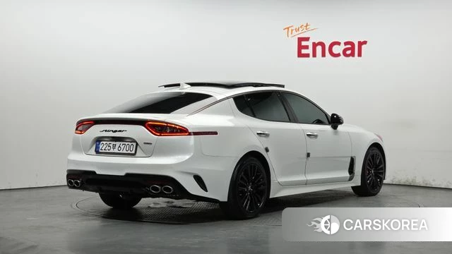 Kia Stinger id 3924415 из Кореи 12