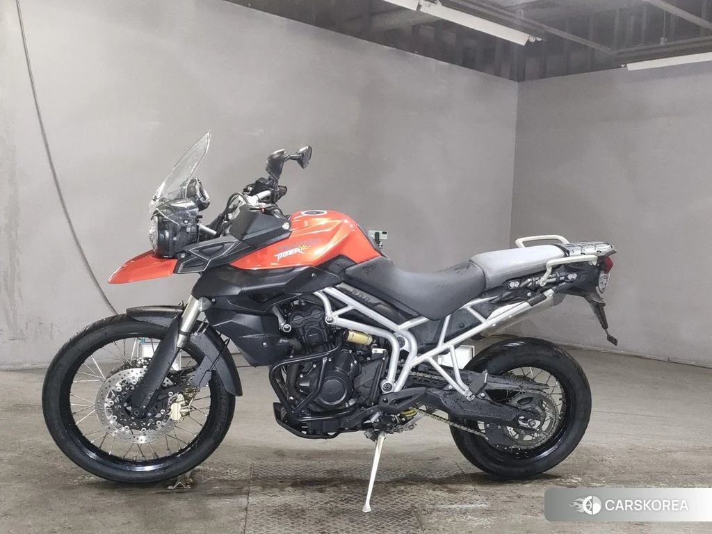 Проданный Triumph TIGER 800XC 2011 из Японии