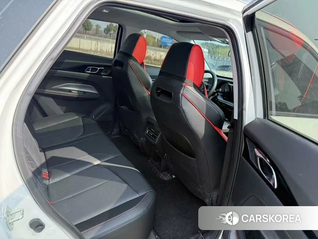 Changan Z6 2022 Белый из Китая, фото 4