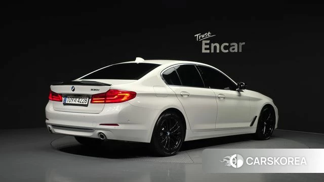BMW 5 Series (G30) id 4610207 из Кореи 12
