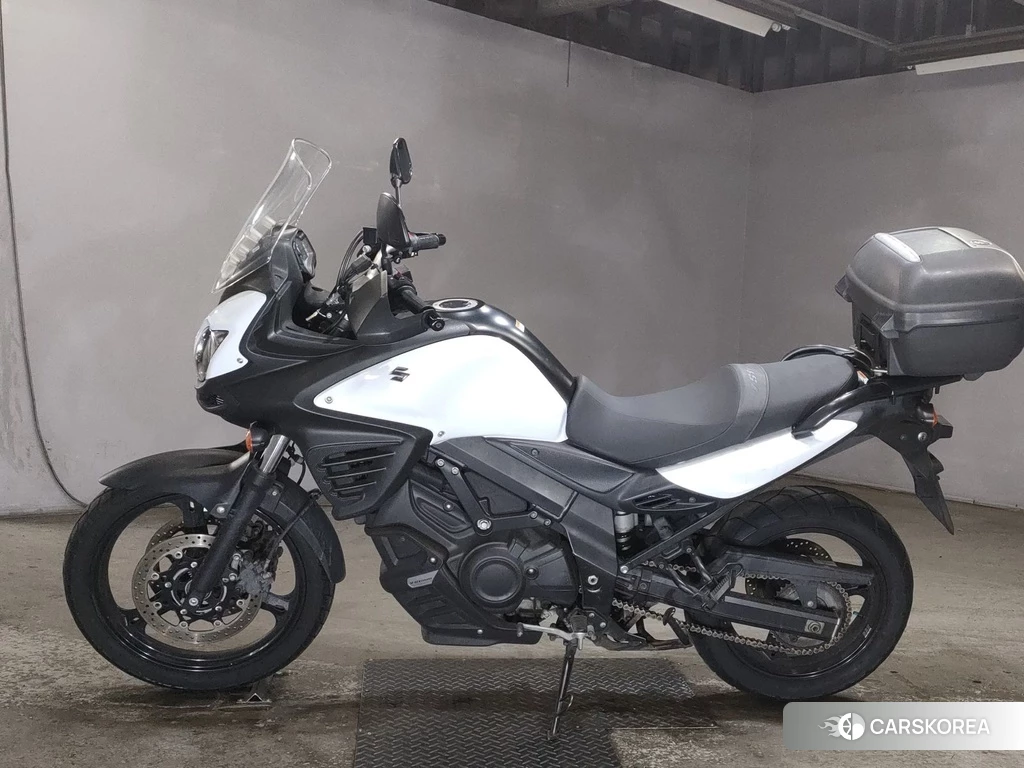Проданный Suzuki V-STROM 650 DL650 2014 из Японии