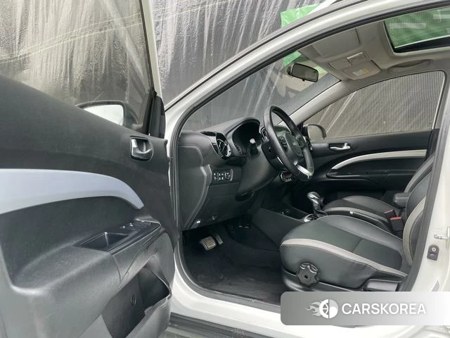 Kia Yi Ran id 4273939 из Китая 12