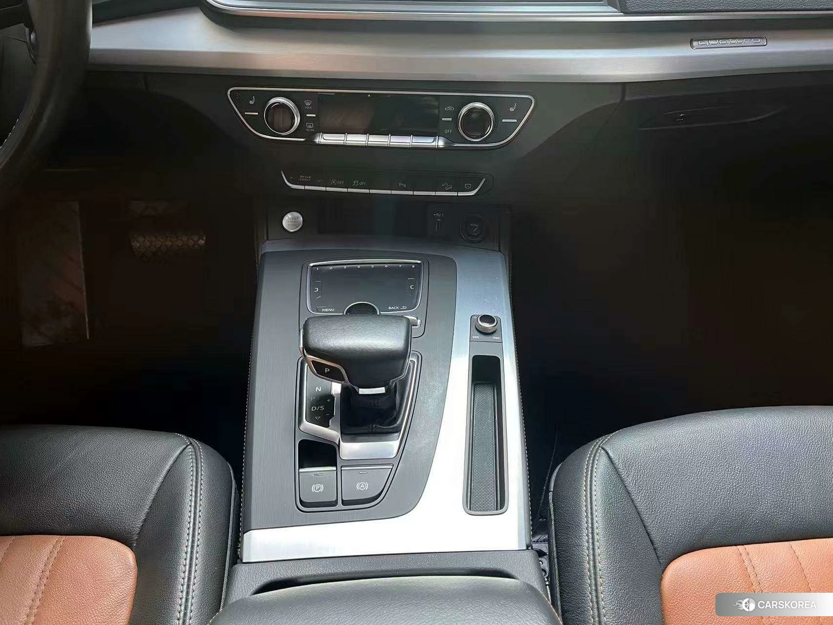 Audi Q5L 2020 Черный из Китая, фото 6