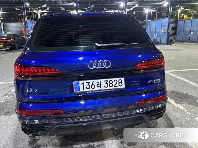 Audi Q7 (4M) 2022 Синий из Кореи, фото 2