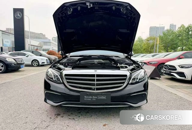 Mercedes-Benz E-class id 4241074 из Китая 8