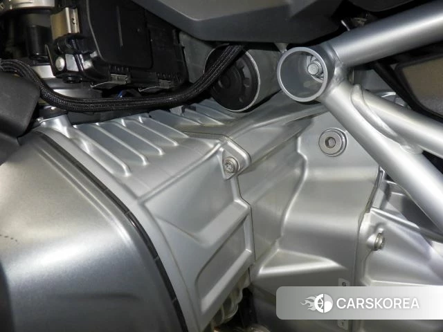 Engine photo