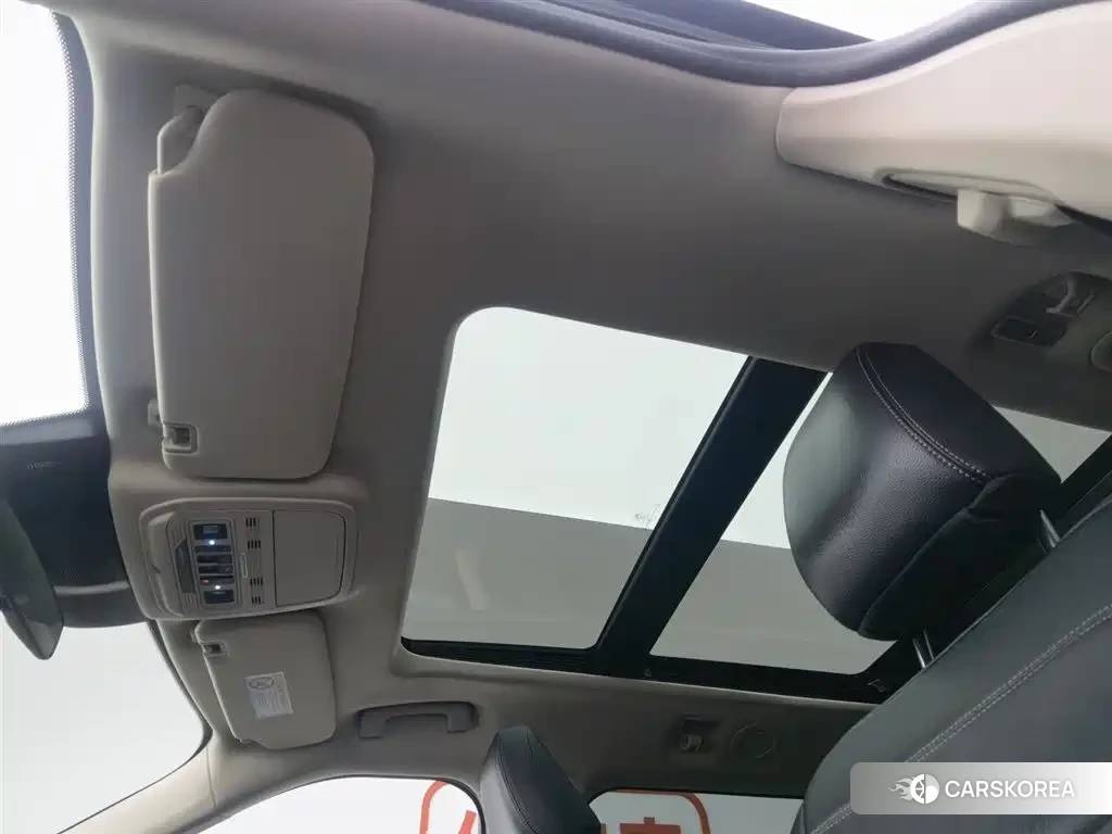 Ford Explorer id 4589225 из Китая 12