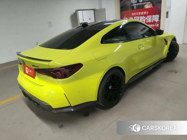 BMW M4 2023 Желтый из Китая, фото 2