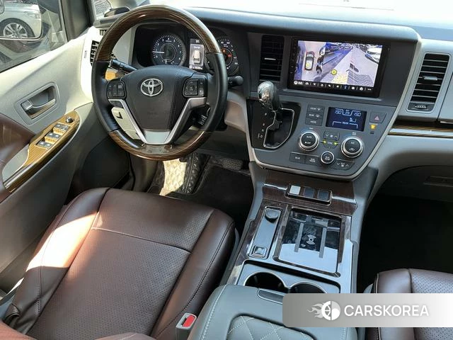 Toyota Sienna 2021 Темно-серый из Китая, фото 5