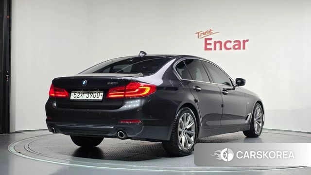 BMW 5 Series (G30) id 4536490 из Кореи 12
