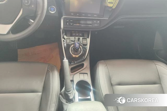 Toyota Corolla dual engine E+ id 4328963 из Китая 9