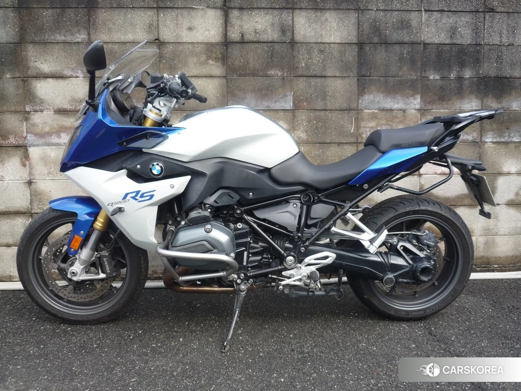 Проданный BMW R1200RS 2017 из Японии