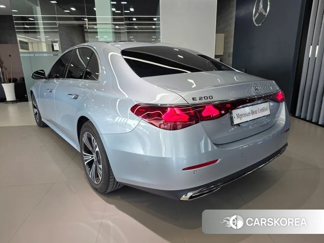 Mercedes-Benz E-Class W214 id 3896511 из Кореи 10