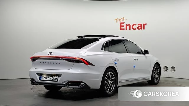 Hyundai The New Grandeur IG id 4619476 из Кореи 12