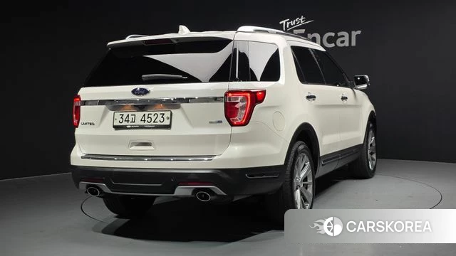 Ford Explorer id 3861717 из Кореи 12