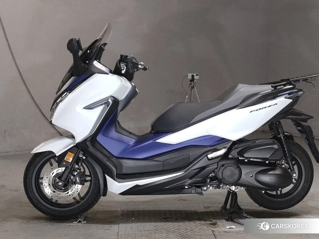 Проданный Honda FORZA 2018 из Японии