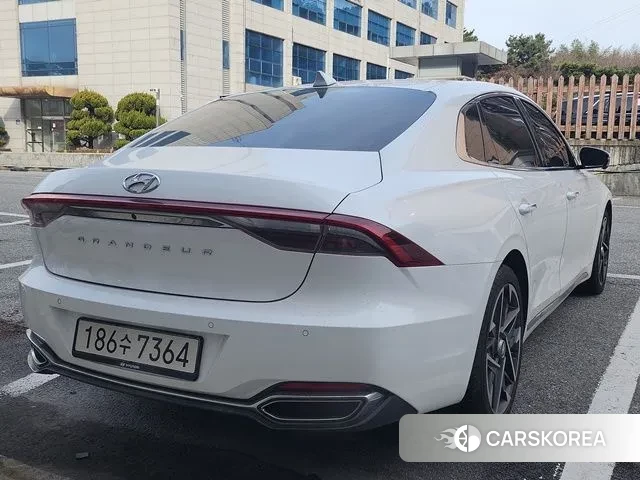 Hyundai The New Grandeur IG id 3502114 из Кореи 12