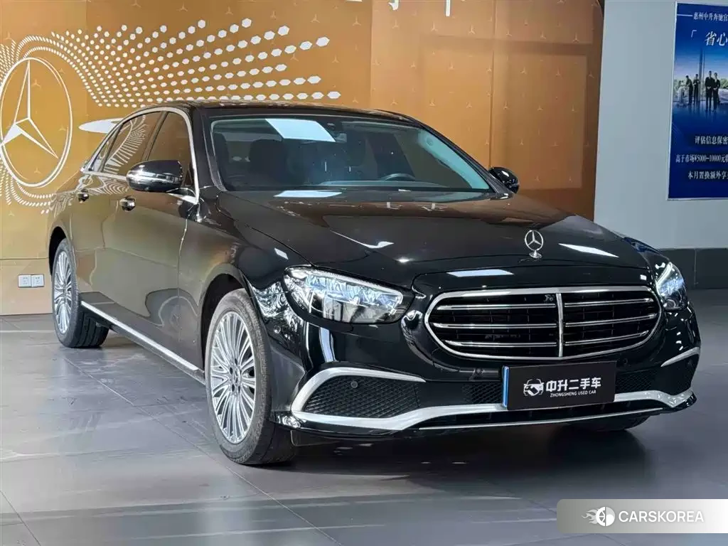 Mercedes-Benz E-Class 2023 Черный из Китая, фото 4