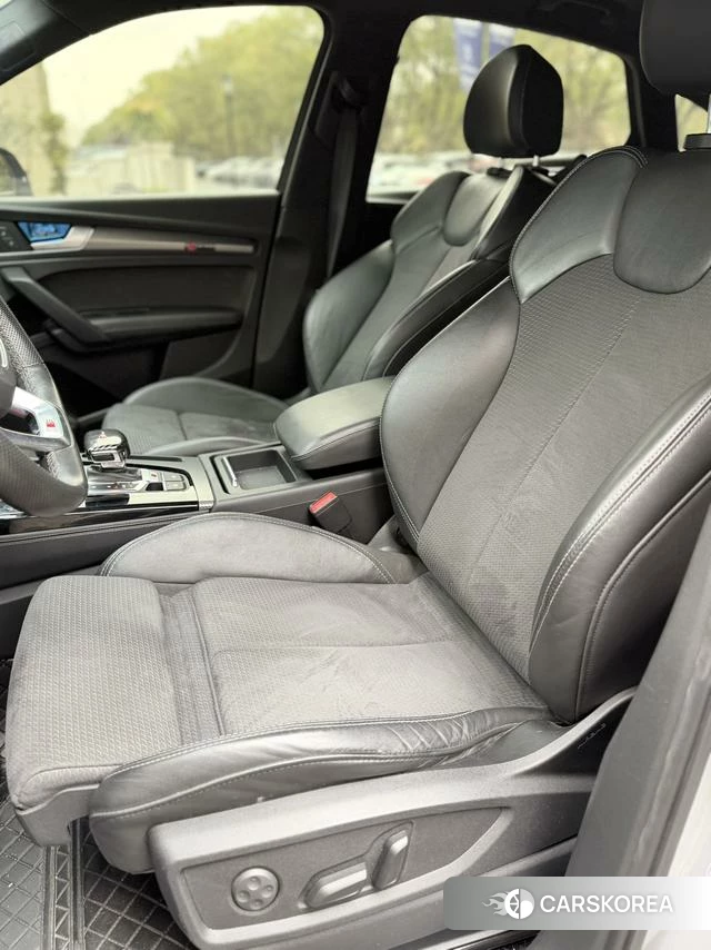 Audi Q5L Sportback id 4210862 из Китая 7