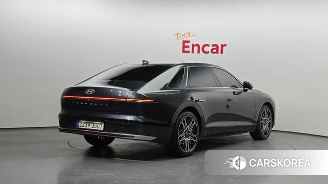 Hyundai Grandeur Hybrid (GN7) id 3858646 из Кореи 12