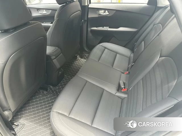 Kia K3 2026 Белый из Китая, фото 2